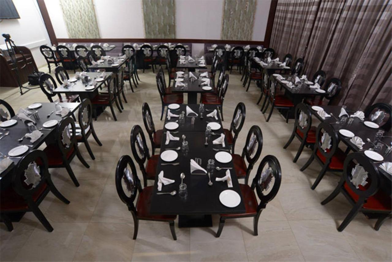 Regenta Resort Bhuj By Royal Orchid Hotels Limited Екстериор снимка