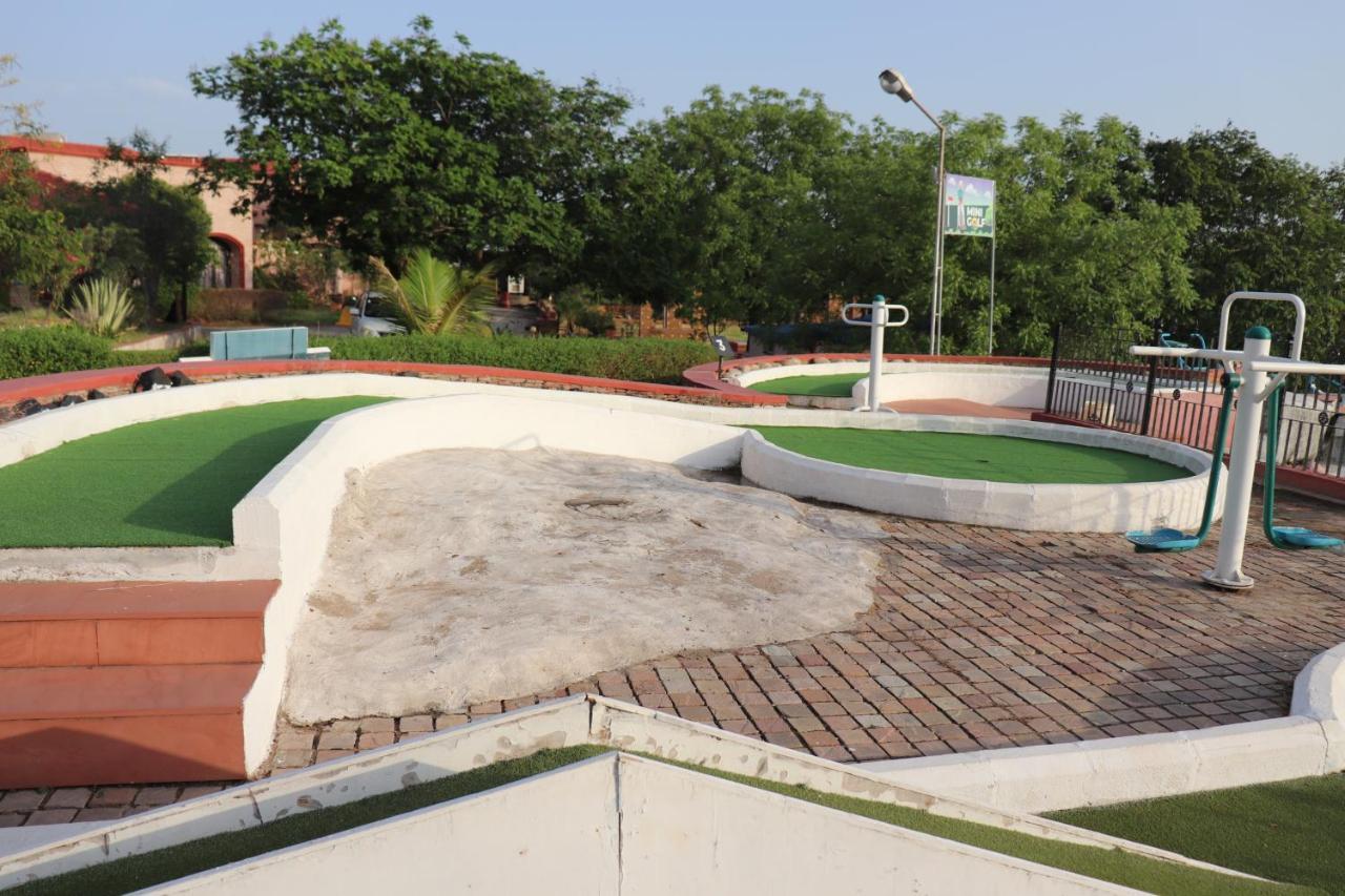 Regenta Resort Bhuj By Royal Orchid Hotels Limited Екстериор снимка