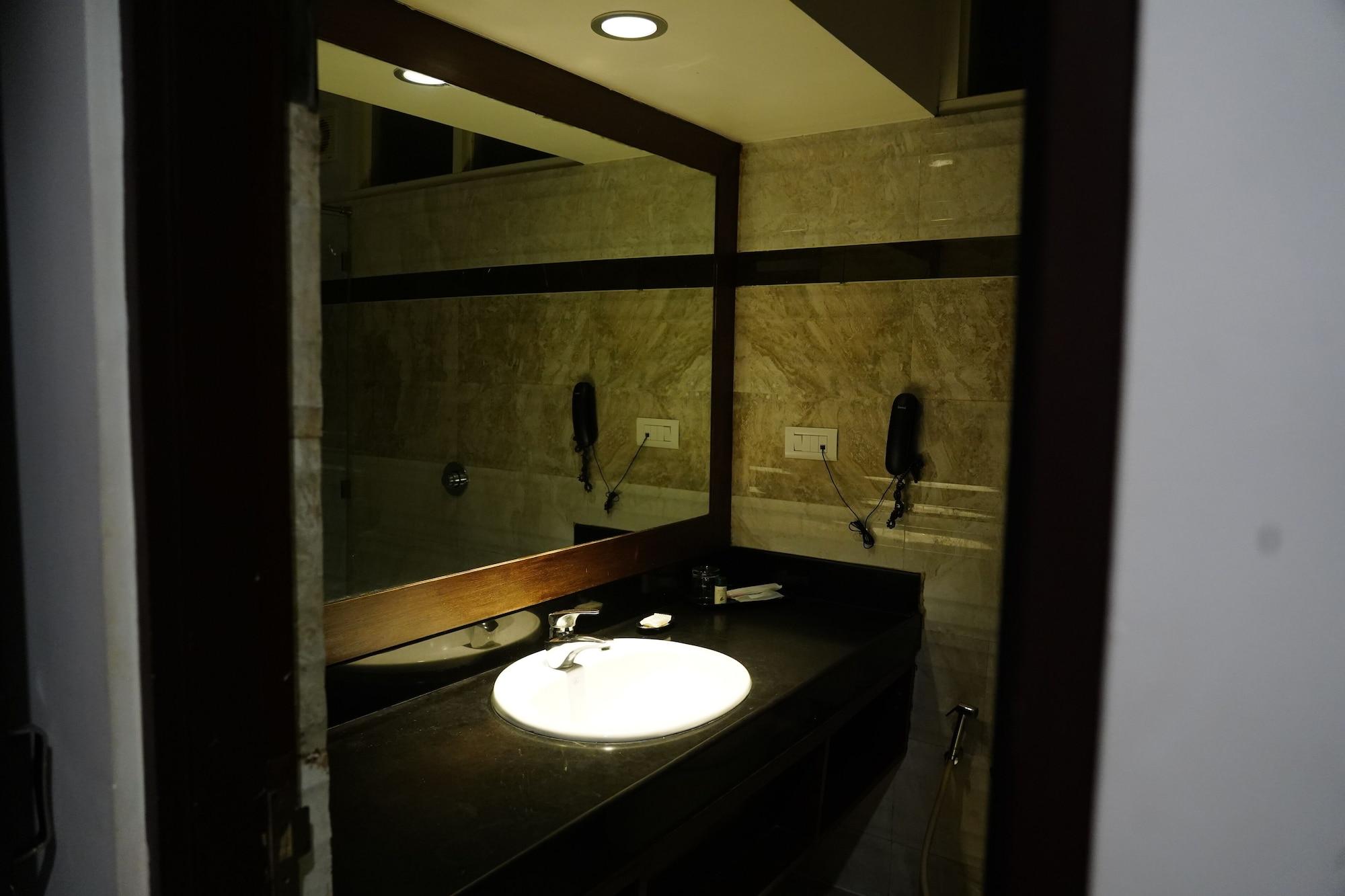 Regenta Resort Bhuj By Royal Orchid Hotels Limited Екстериор снимка