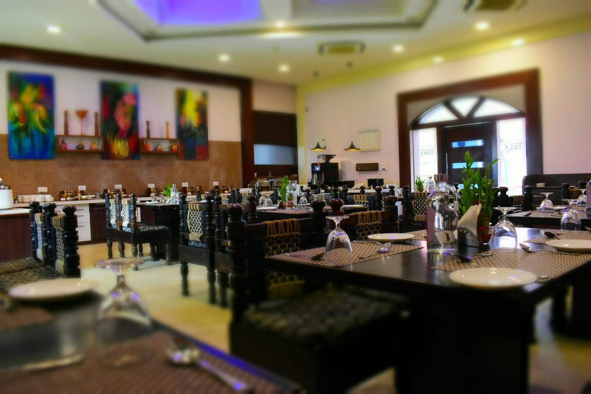 Regenta Resort Bhuj By Royal Orchid Hotels Limited Екстериор снимка